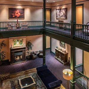 Montvale Hotel